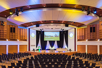Toscana Saal Kinobestuhlung