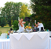 Showbarkeeping